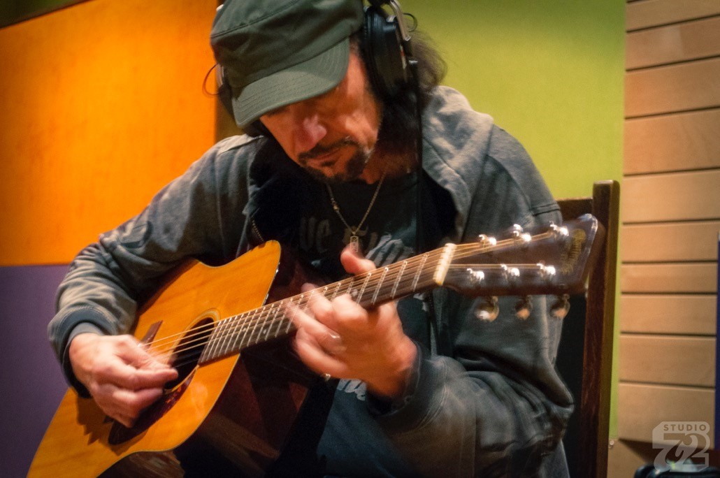 Photo by Clint Shultz, Bruce Kulick The First Noel WASP